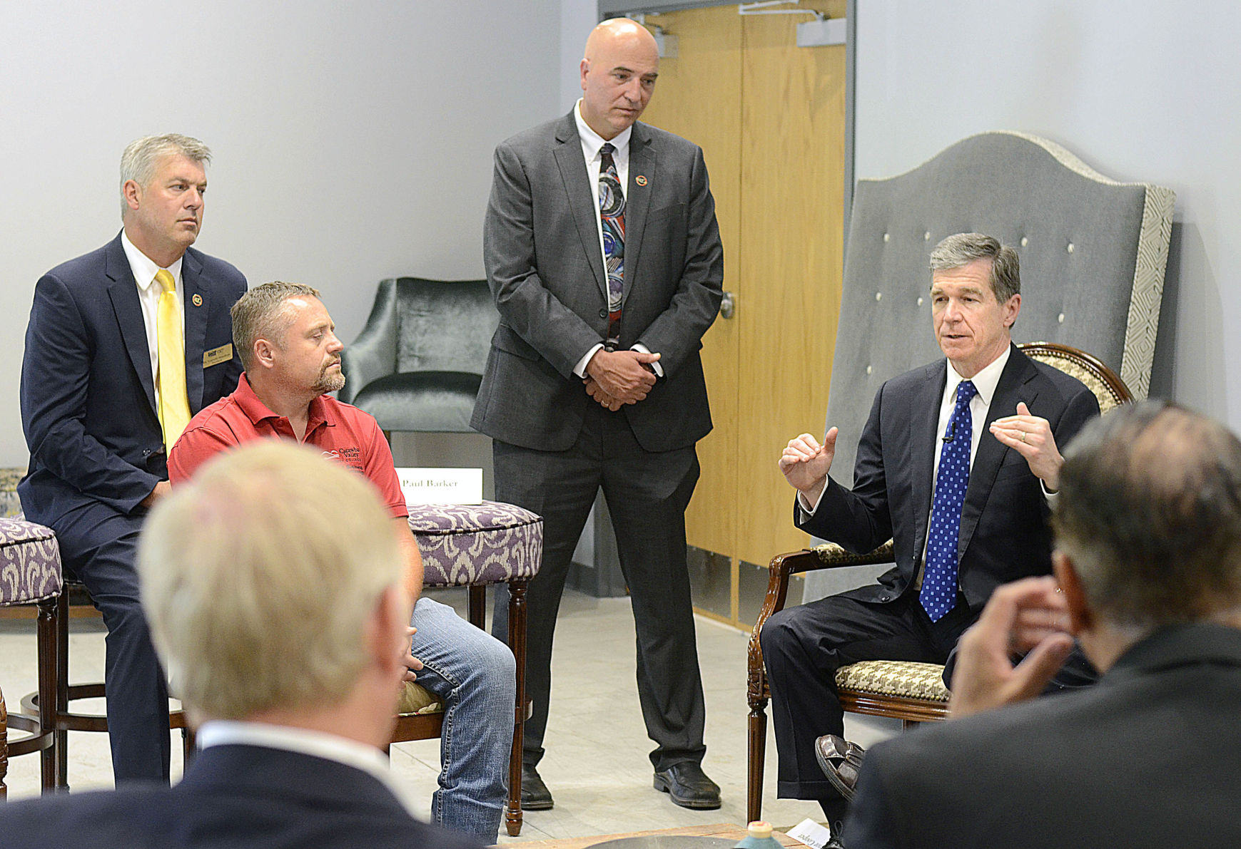 Gov. Roy Cooper visits Furniture Academy
